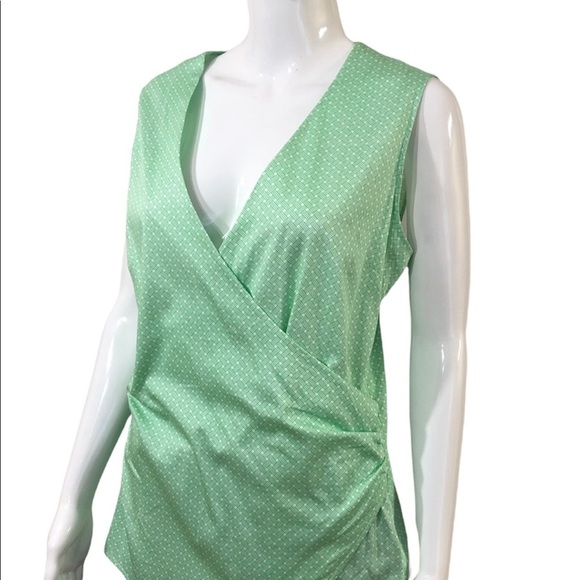 New York And Company Women Size M Top Sleeveless V Neck Cross Body Blouse Green - Picture 4 of 13